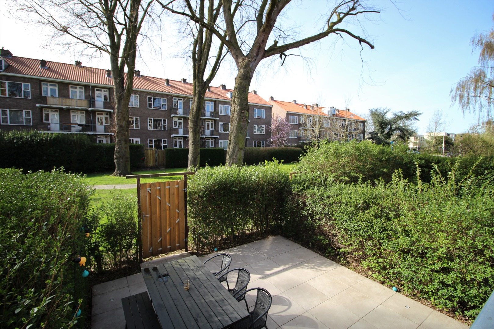 Appartement Carel van Nieveltstraat in Rotterdam